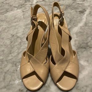 Michael by Michael Kors taupe dress shoes - Size 8.5